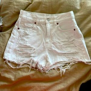American Eagle - sz 2 - white shorts - high waist